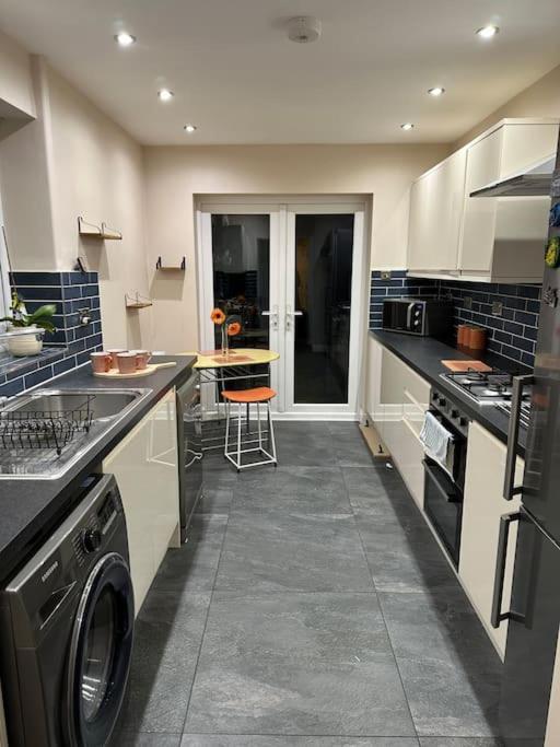 Adam'S Place, Watford Wd17 2Py Villa Exterior foto