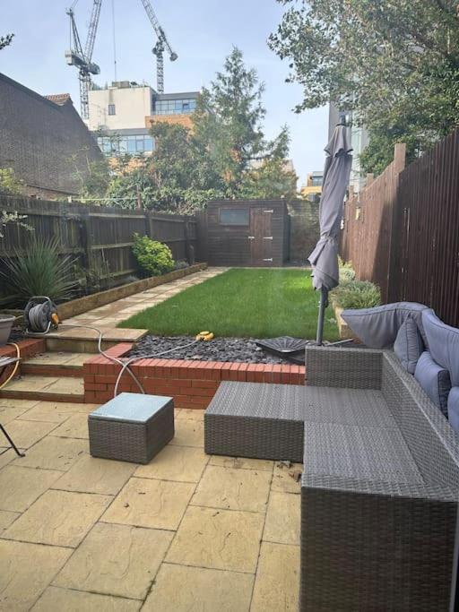 Adam'S Place, Watford Wd17 2Py Villa Exterior foto